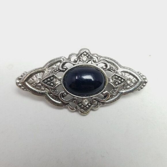 Vintage Black Cabochon and Silver Tone Brooch, Unisex Design, Estate Lapel Pin - Picture 6 of 6